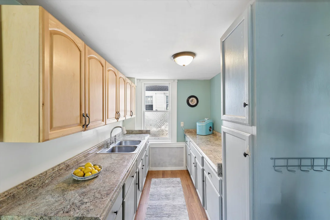 Photo of 47 N Spring