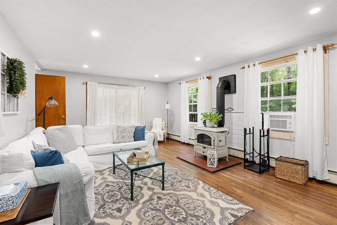 Photo of 13 Barnard Hill