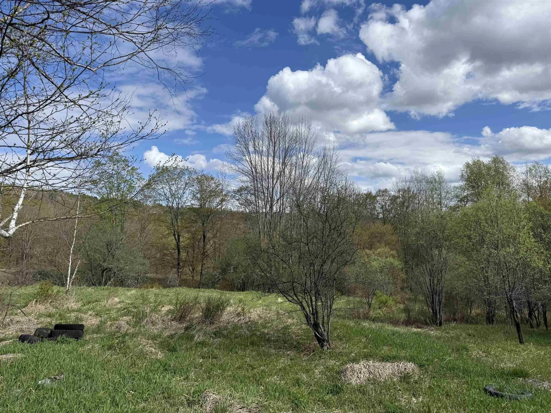 Photo of 2527 Bent Hill