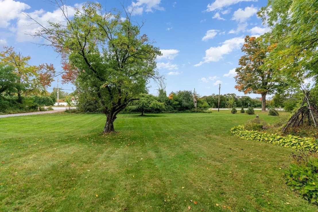 Photo of 387 St. Albans