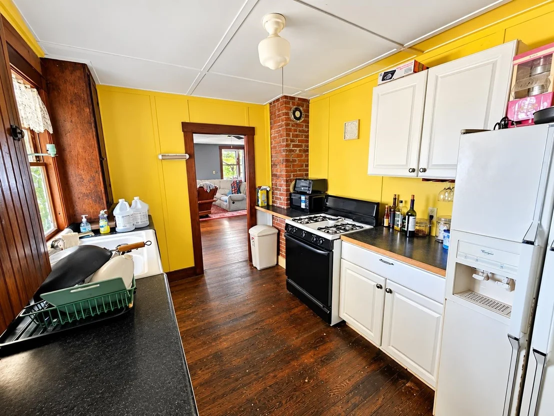 Photo of 1 PJ