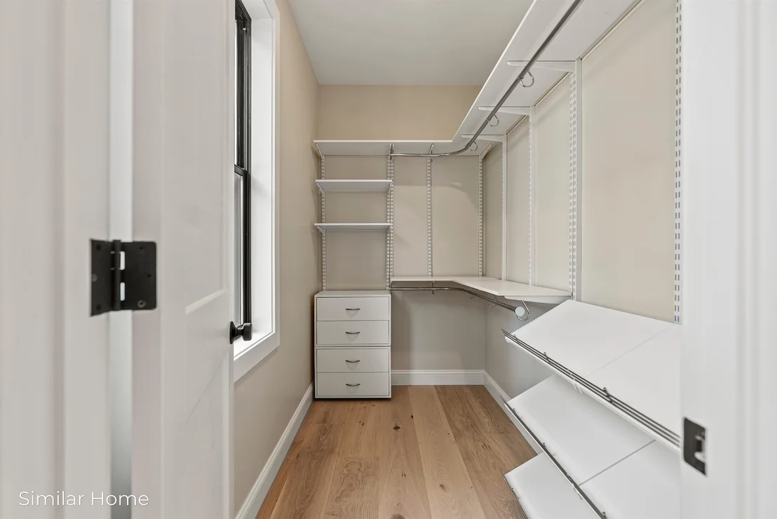 Photo of 104R Piscassic