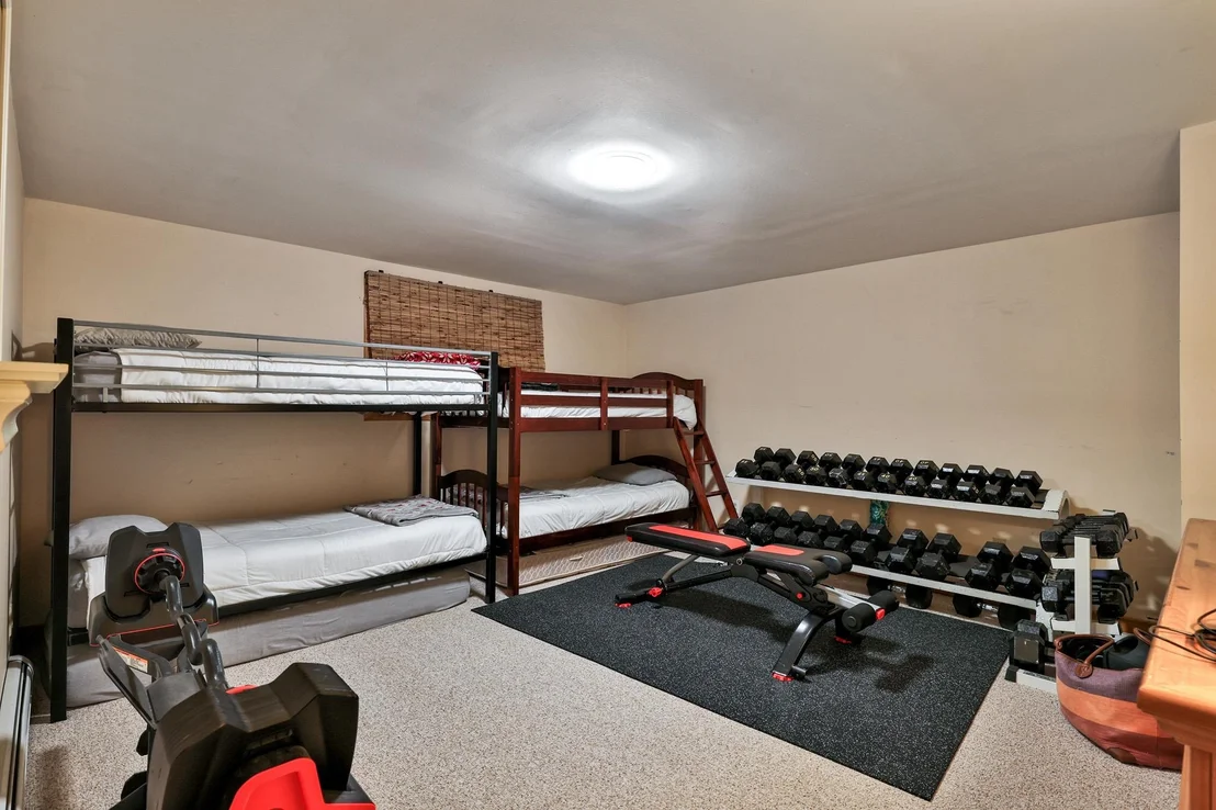 Photo of 28 Mountain View