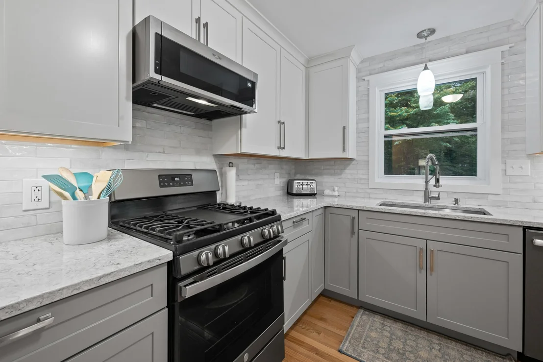 Photo of 42 Crestwood