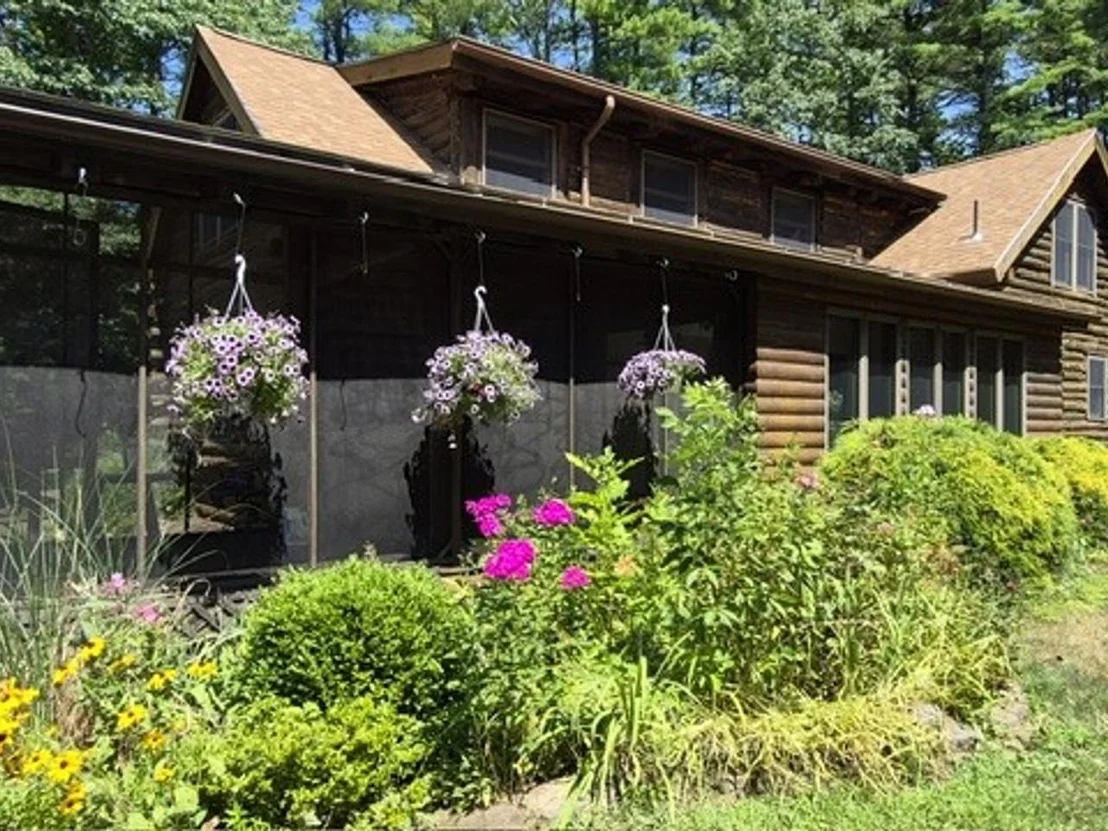 Photo of 709 West Milton