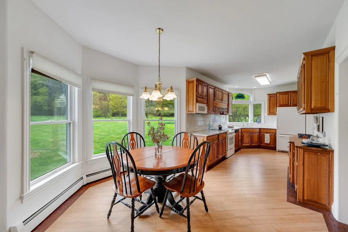Photo of 302 Ledge Hill