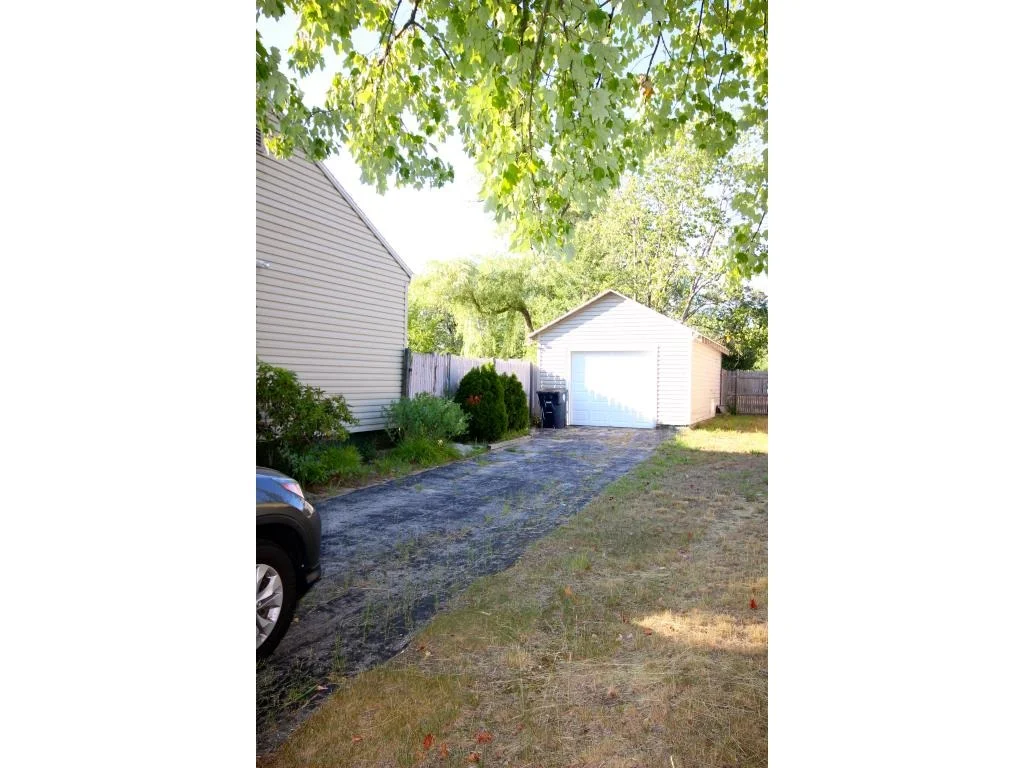 Photo of 6 Broadview Ave