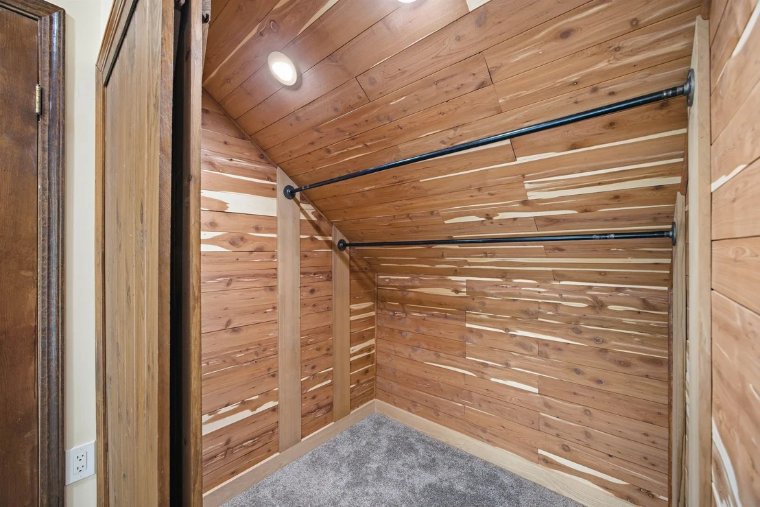 Photo of 397 Mount Prospect