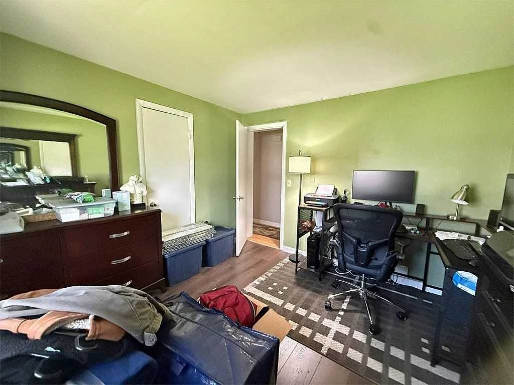 Photo of 387 Main