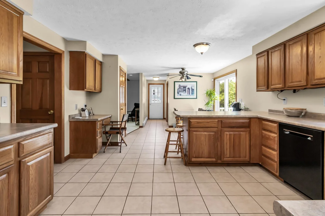 Photo of 11 Nutfield