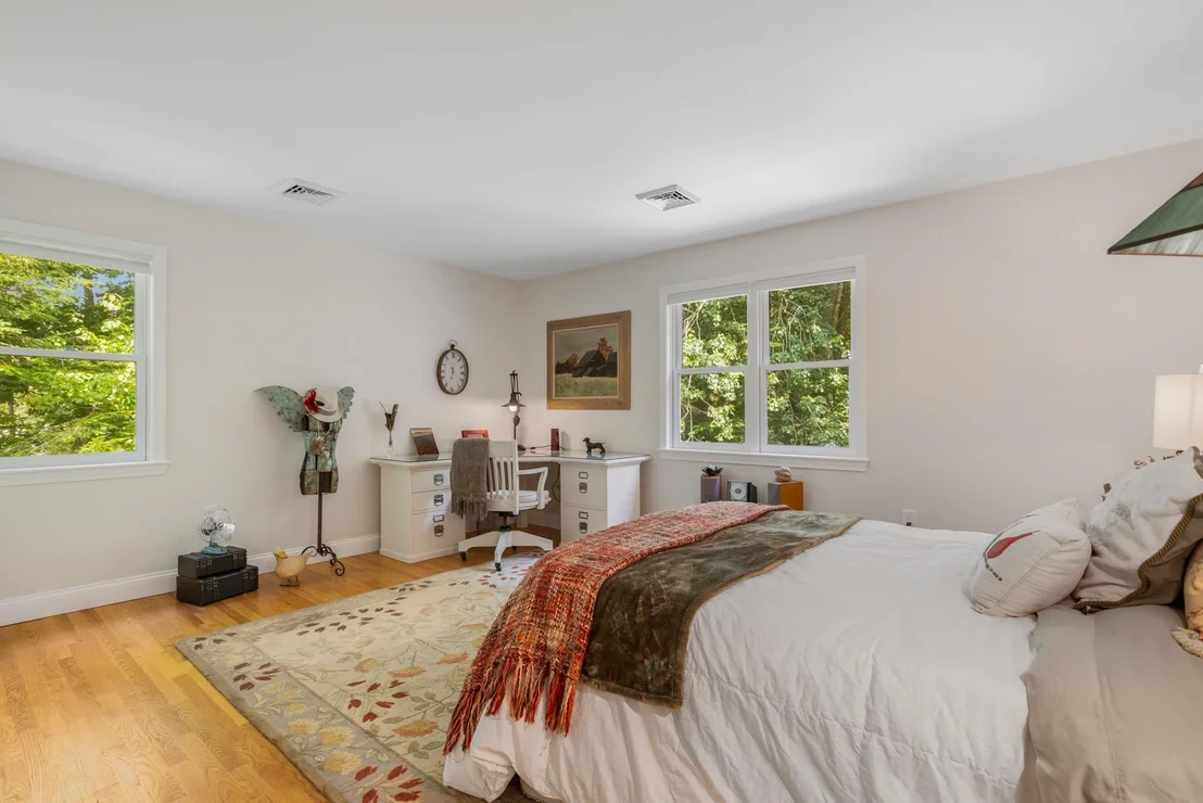 Photo of 26 Winding Brook