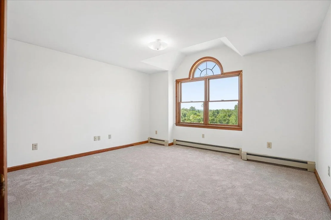 Photo of 106 Gorham Pond