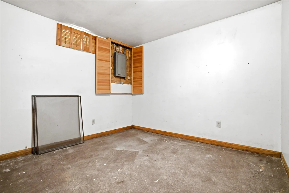 Photo of 18 Goshen