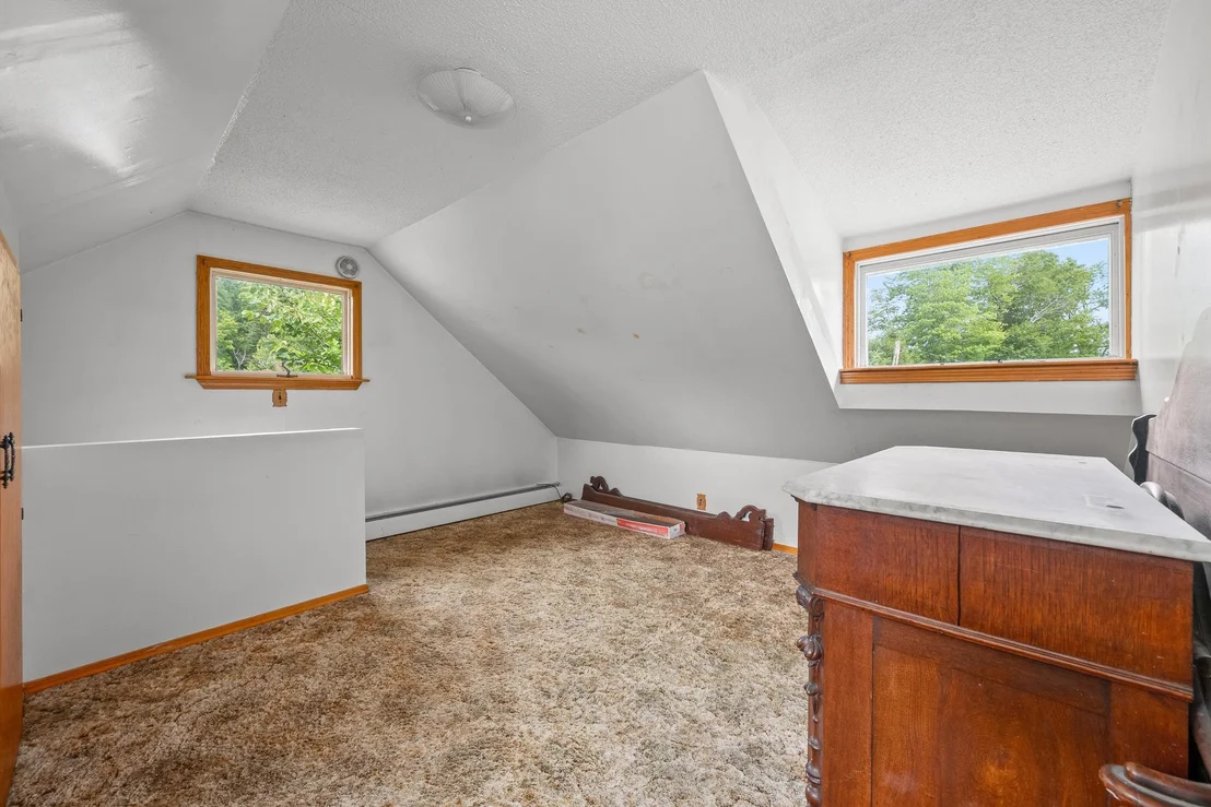 Photo of 18 Corbin