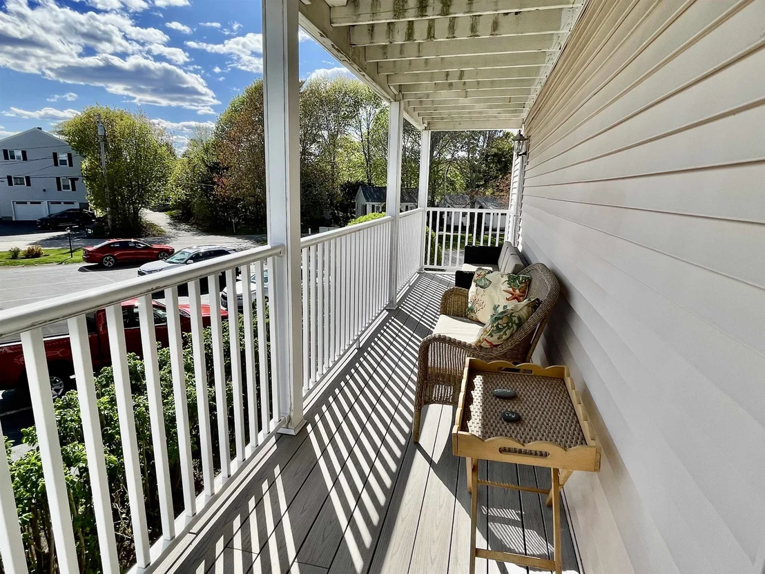 Photo of Unit UNIT1 at 975 Ocean