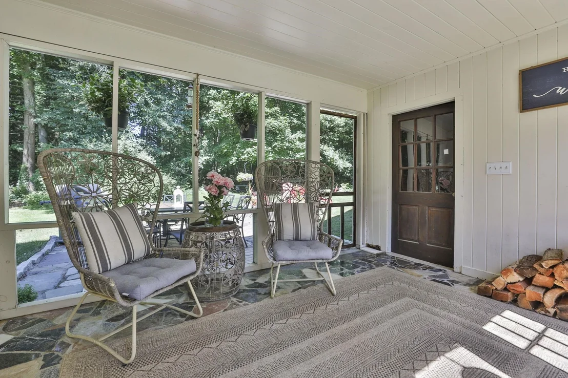 Photo of 24 Beaver Brook