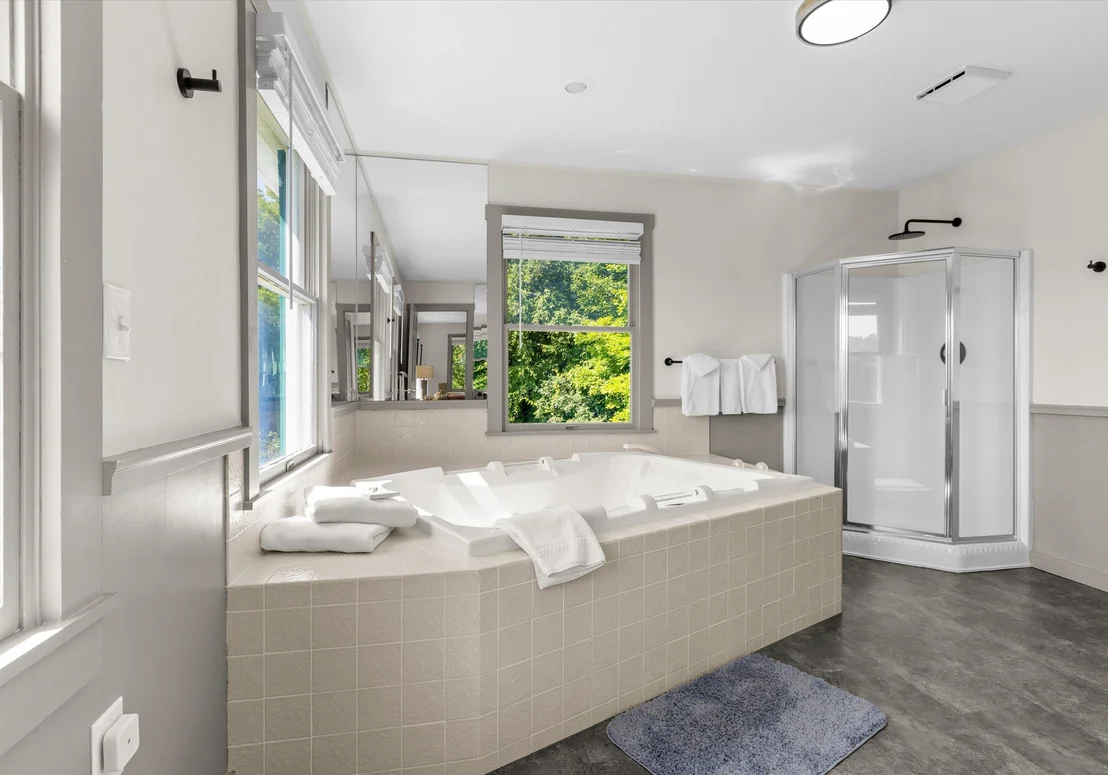 Photo of 470 Maple