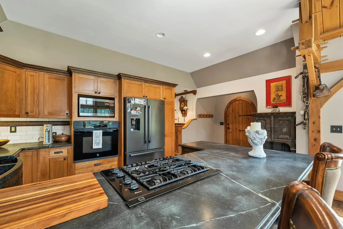Photo of 661 Deer Meadow
