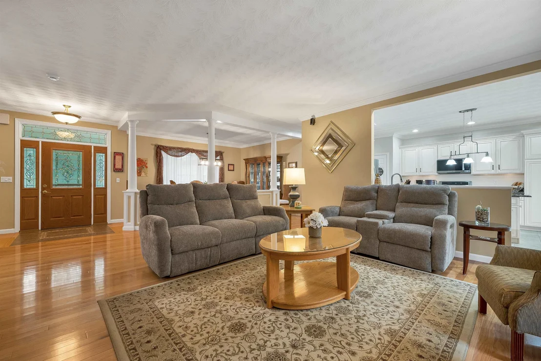 Photo of 112 Pinecrest