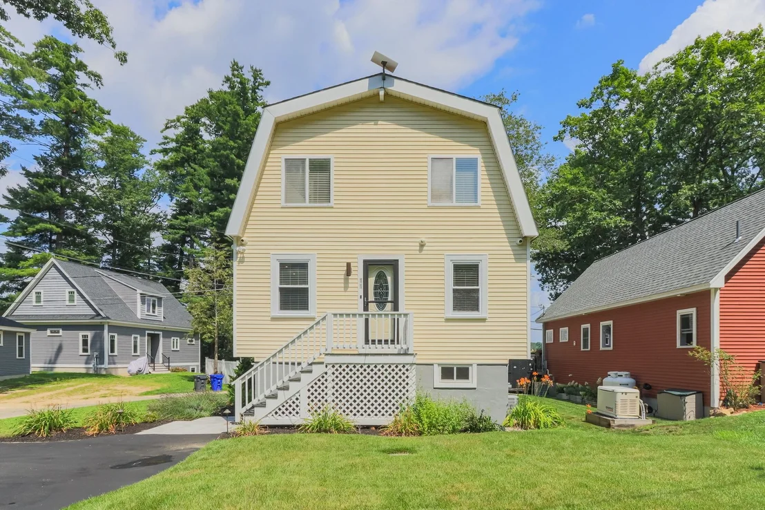 Photo of 11 Tabor