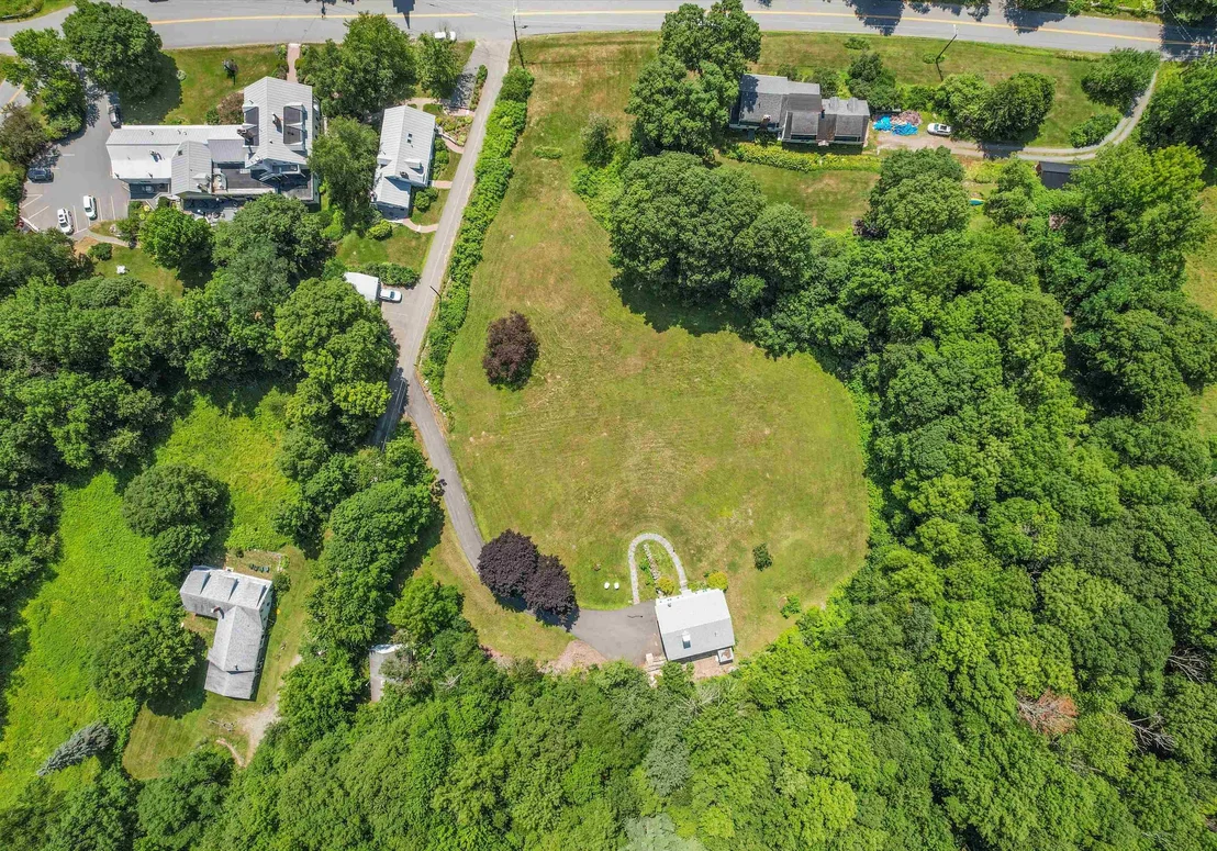 Photo of 470 Maple