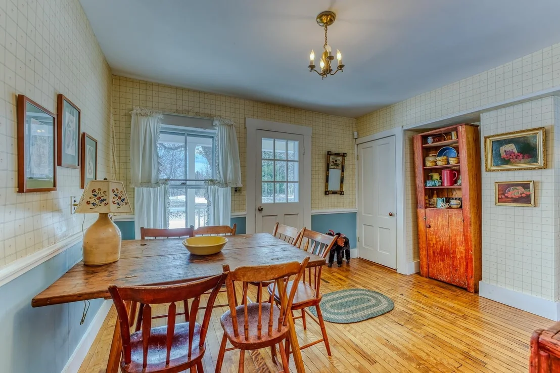 Photo of 249 Mountain View