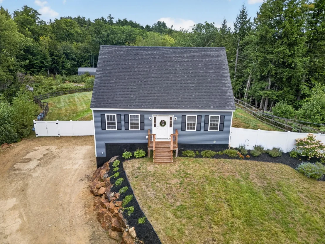 Photo of 992 Beauty Hill