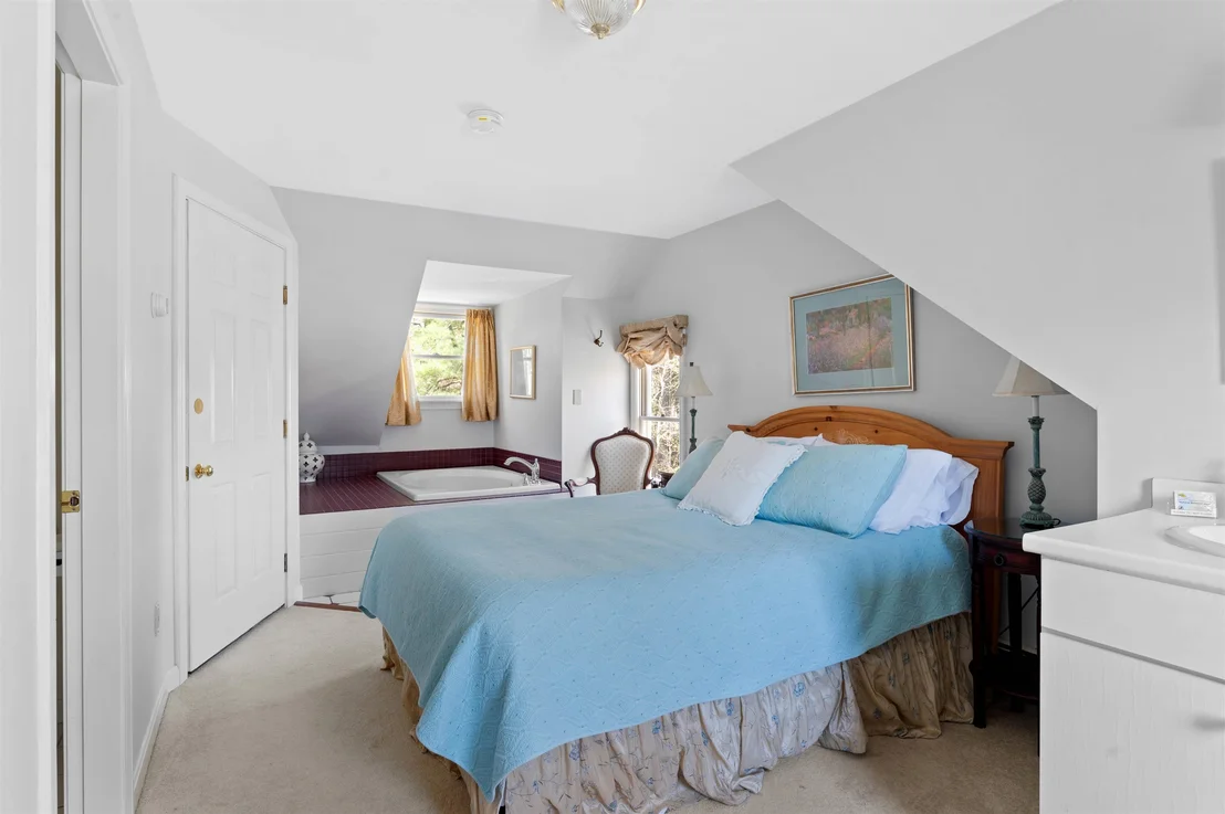 Photo of 49 Main