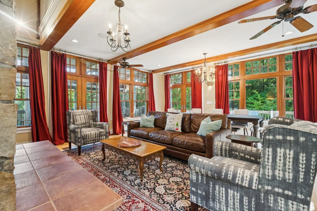Photo of 12 Lakeview