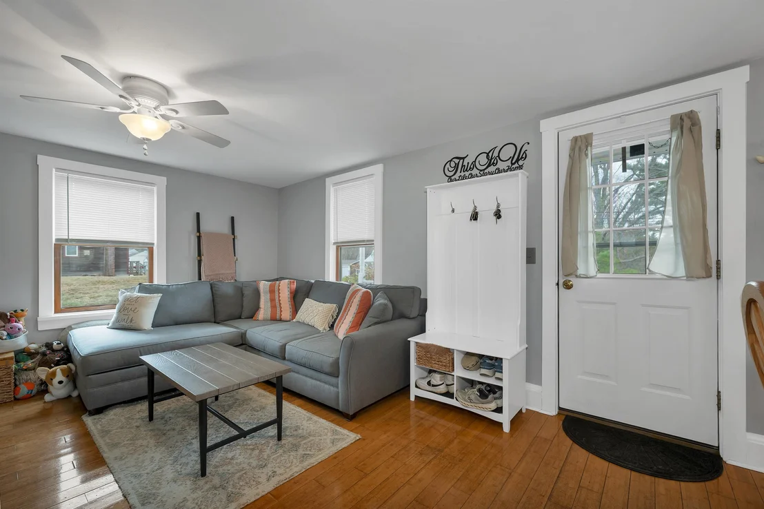 Photo of 256 Pine