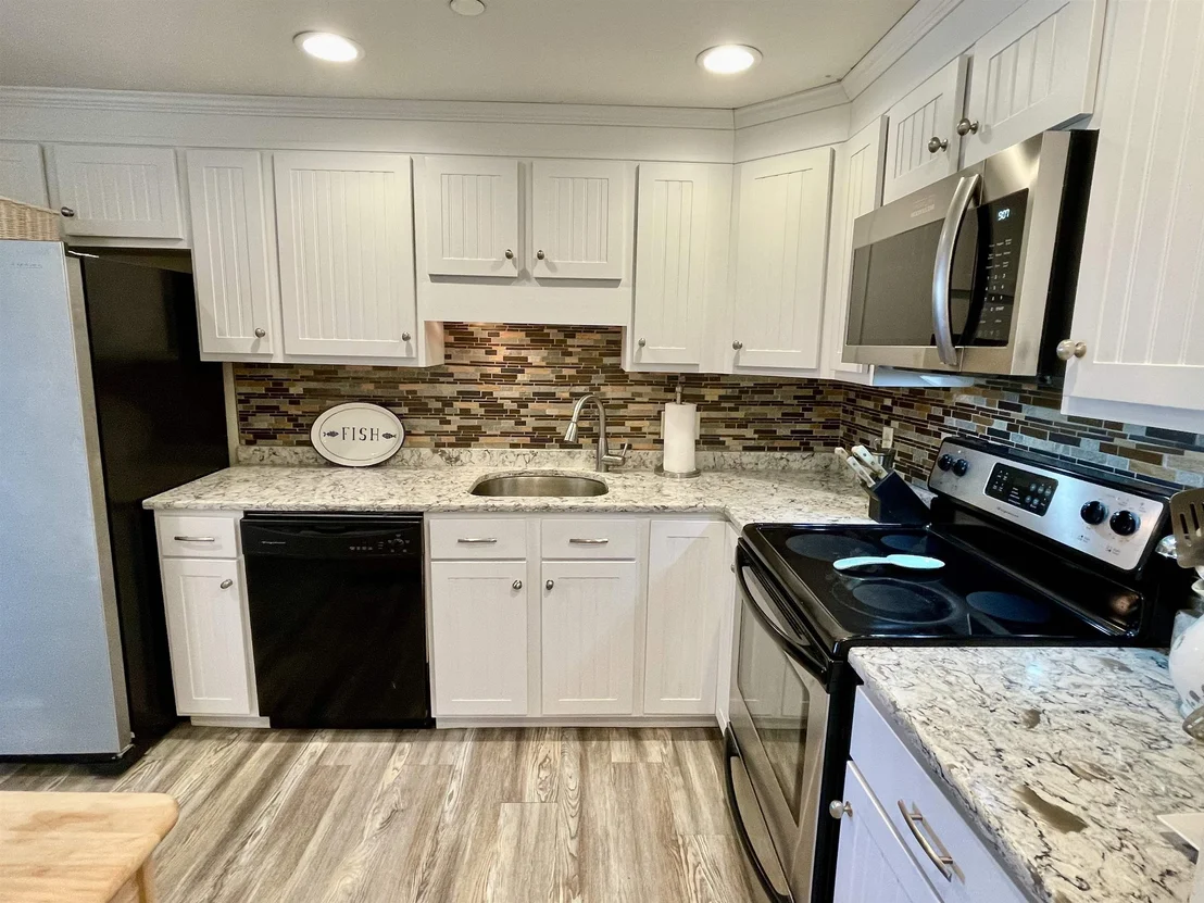 Photo of Unit UNIT1 at 975 Ocean