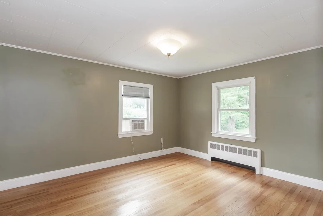 Photo of 43 Bluff