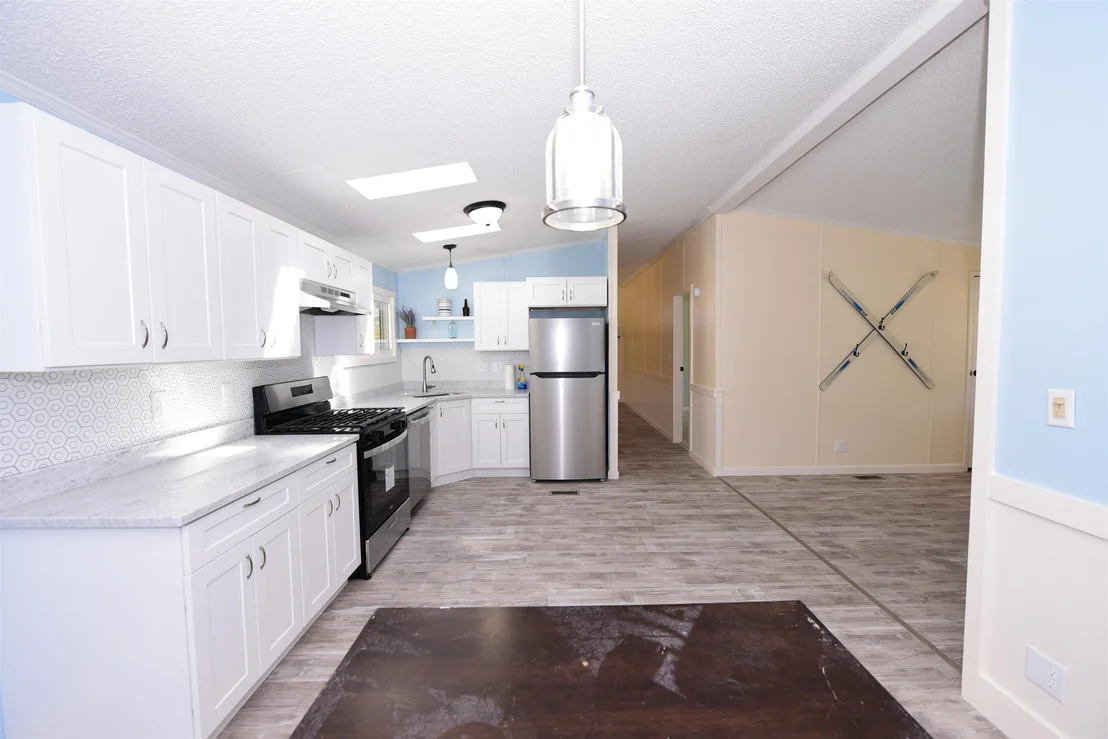 Photo of 74 Lamplighter