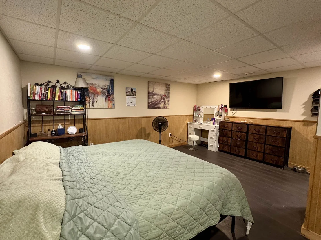 Photo of 2276 Gore