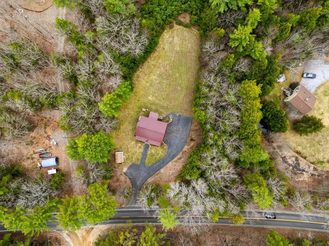 Photo of 496 Loudon