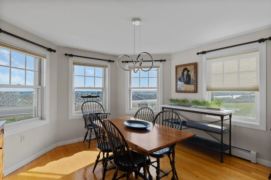 Photo of 1643 Ocean