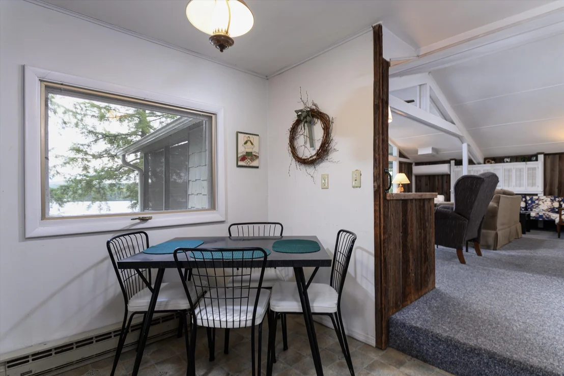 Photo of 976 Avalon Beach
