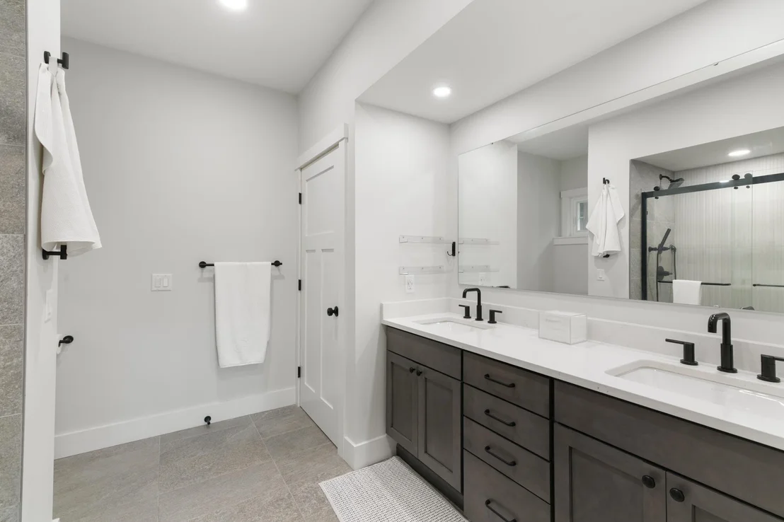Photo of 92 Oakmont