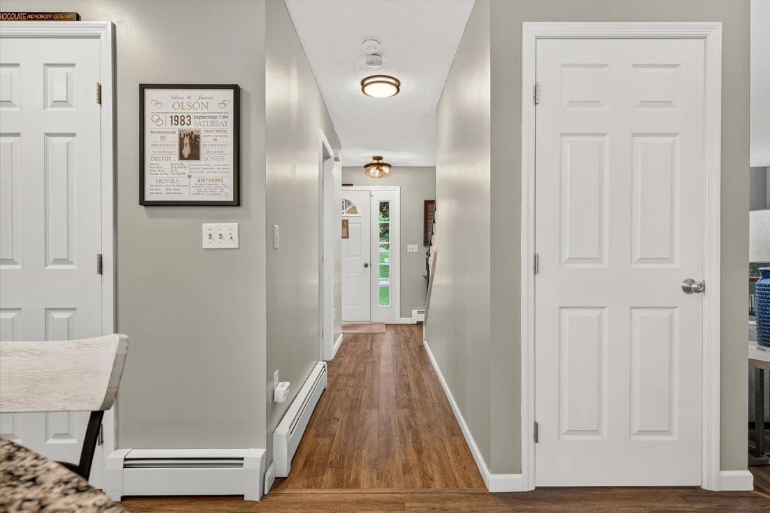 Photo of 12 Moon Brook