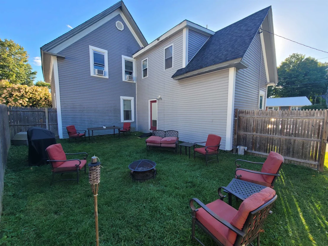 Photo of 622 Central