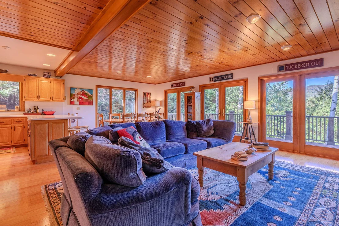 Photo of 80 Bear Ridge