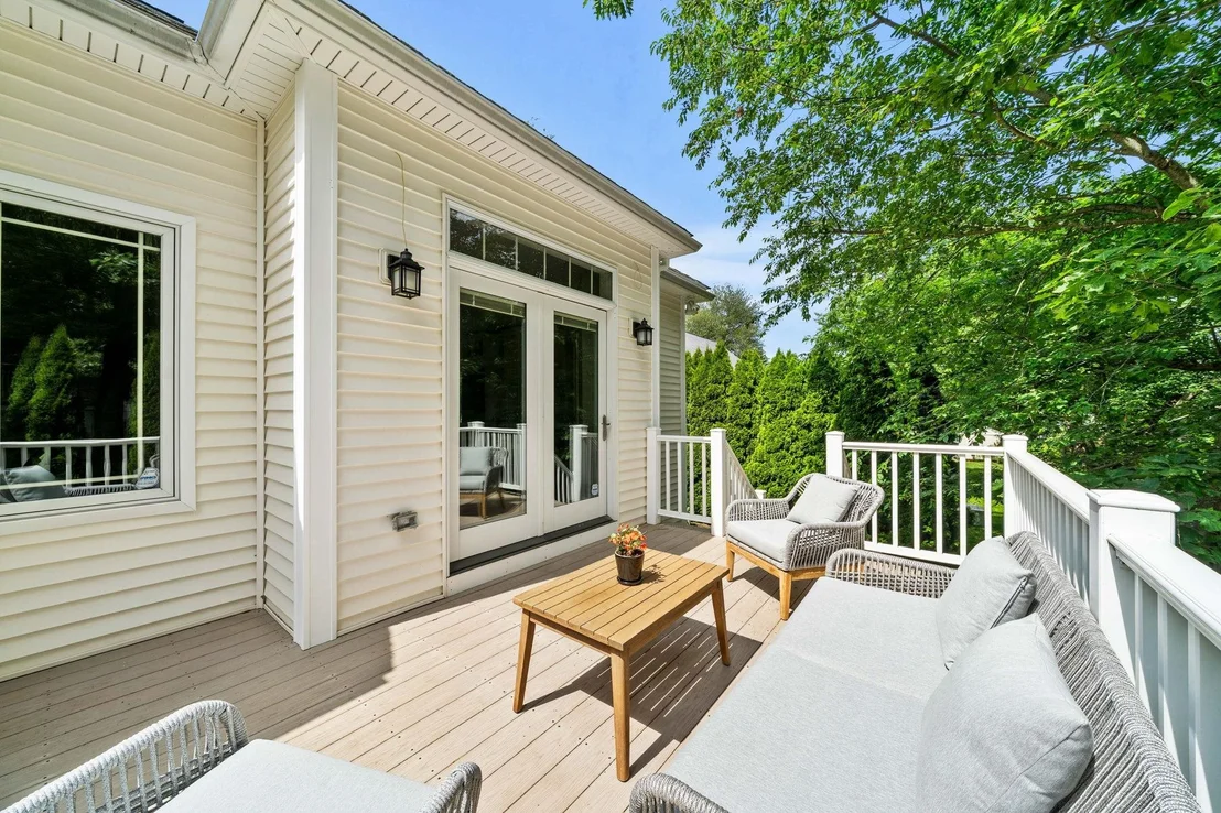 Photo of 20 Huckleberry