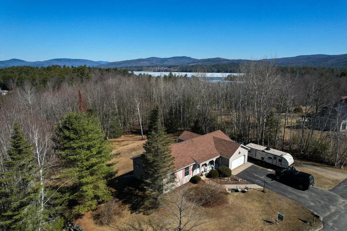 Photo of 450 Upper Birch