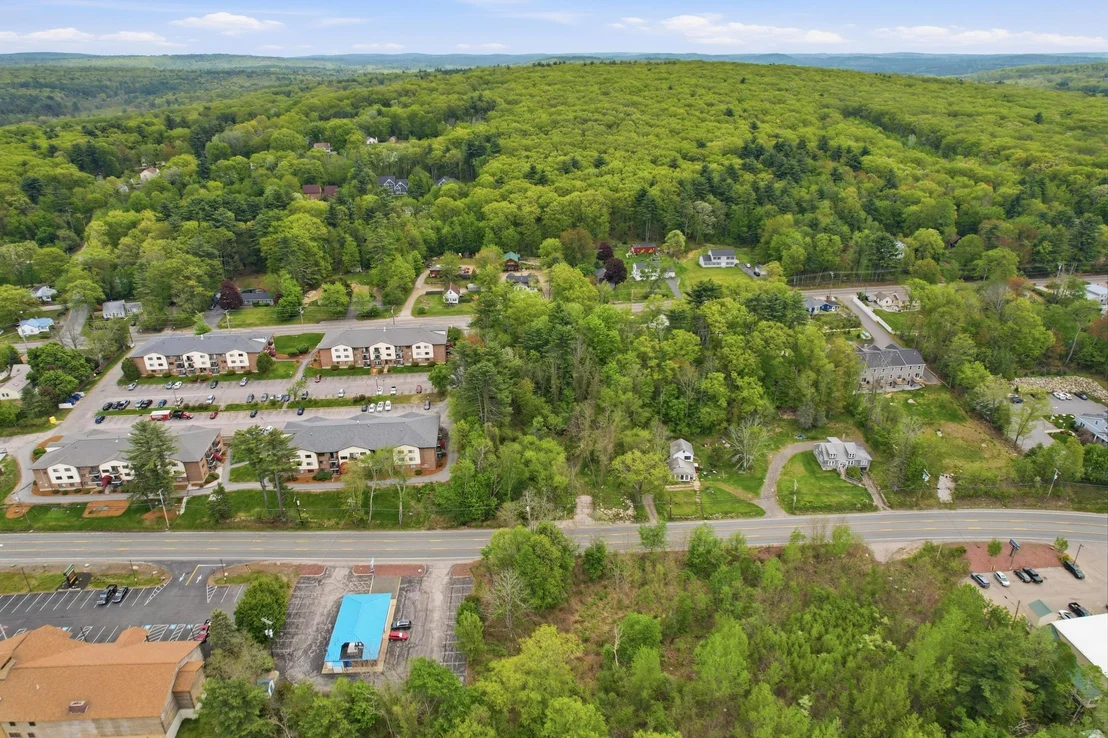 Photo of 1143 Hooksett