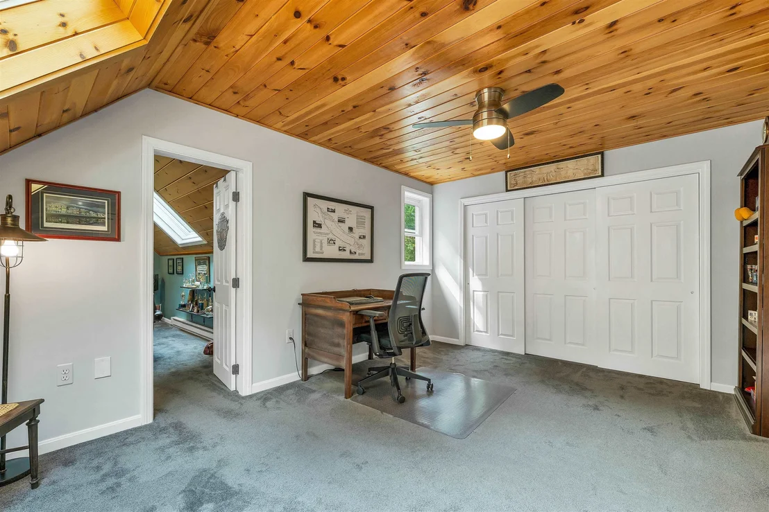 Photo of 11 Knoll