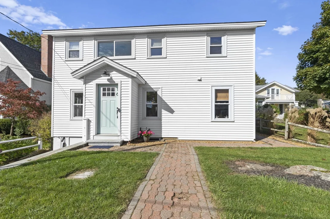 Photo of 16 Ocean View