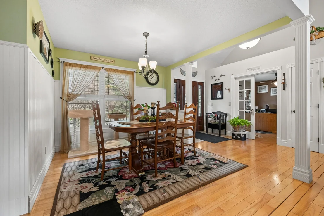 Photo of 302 Howard