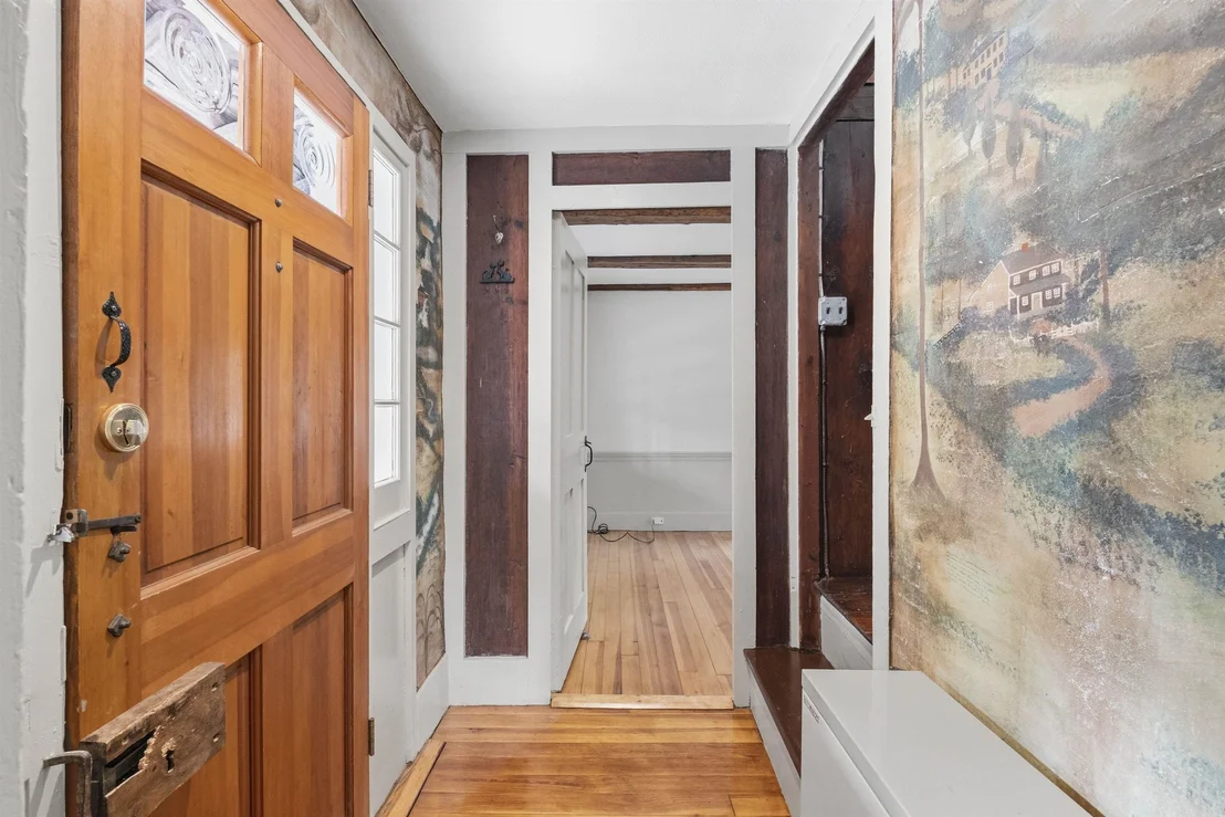 Photo of 275 Granite