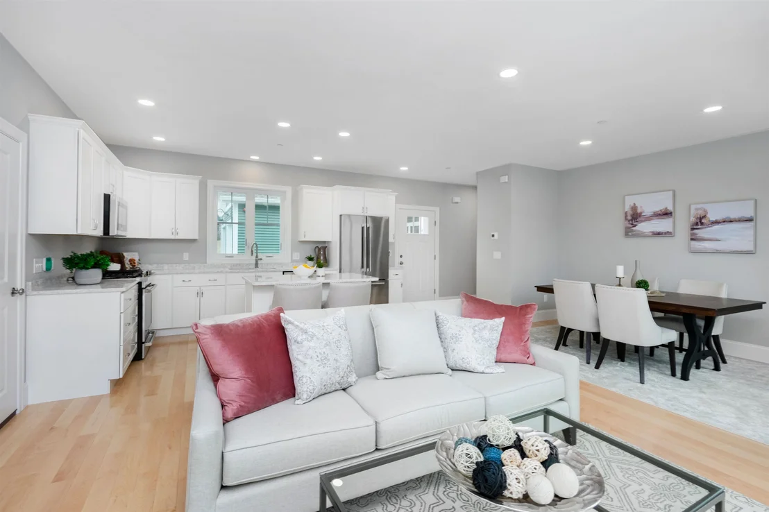 Photo of 2 Barrington