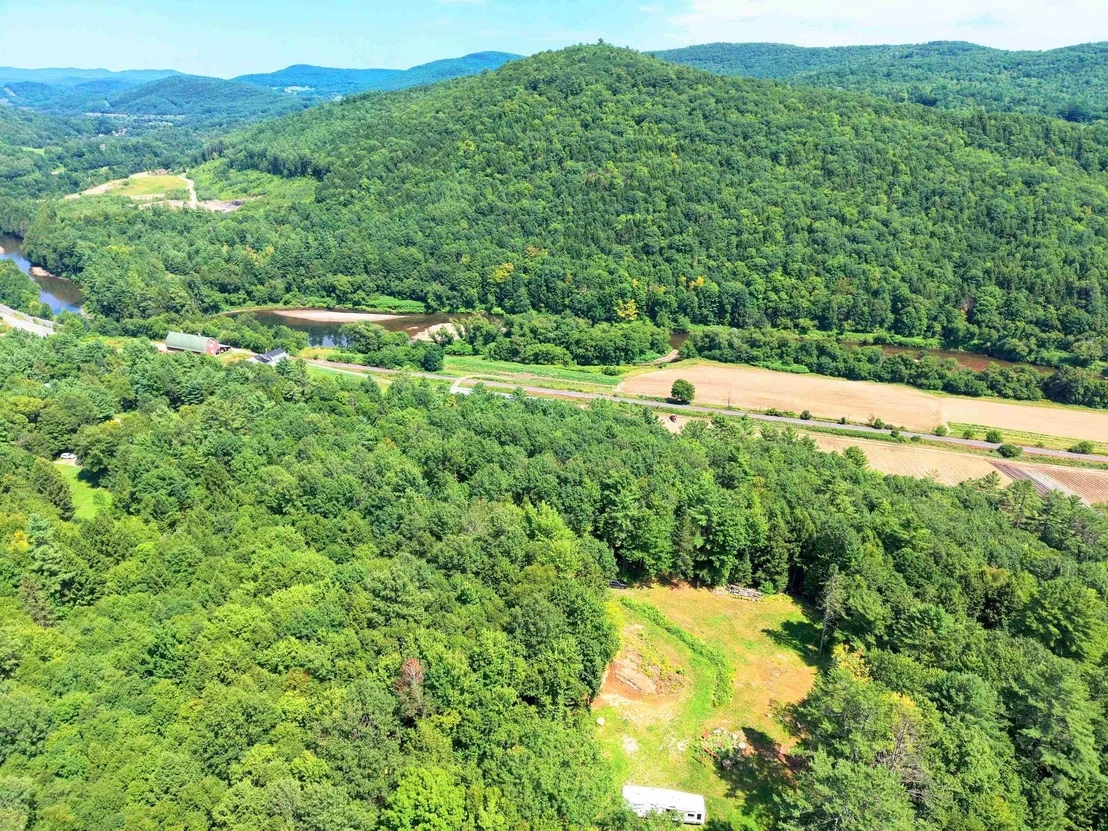 Photo of 2673 U.S. Route 5